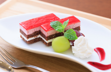 サワーチェリーケーキ